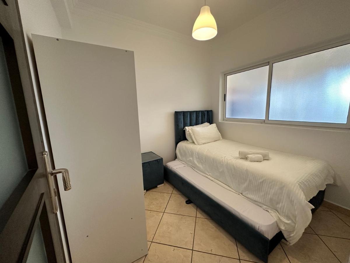 Apartmán Piso Centrico Y A Pie De Playa. Martil Exteriér fotografie